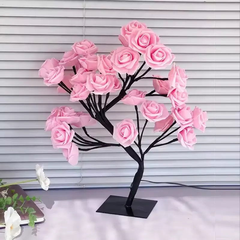 Lampe fleurs de rose décorative sur meuble